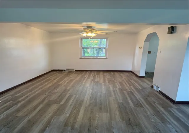 Photo 4 of Single family home for sale at 509 Verona St, N Braddock, PA 15104 | MLS# 1772361 | Listing updated on 2026-09-01