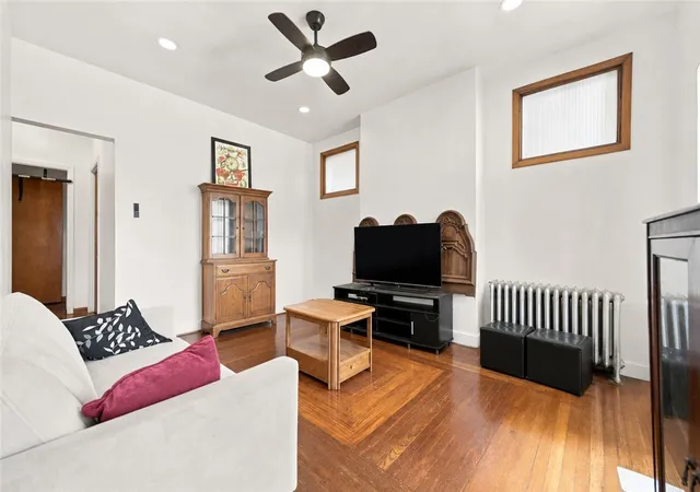 Photo 5 of House for sale at 803 Brookline Blvd, Brookline, PA 15226 | MLS# 1772308 | Listing updated on 2026-09-01