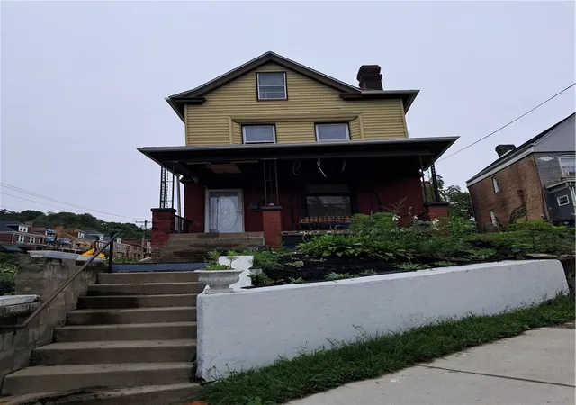 Photo 2 of Single family home for sale at 5201 Glenwwod Ave, Hazelwood, PA 15207 | MLS# 1772710 | Listing updated on 2026-10-04