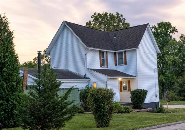 Photo 1 of Single family home for sale at 9966 Broadway St, North Huntingdon, PA 15642 | MLS# 1773173 | Listing updated on 2026-10-05