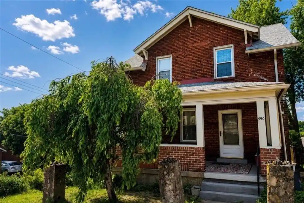 Photo 1 of Single family home for sale at 550 Maple St, E Pittsburgh, PA 15112 | MLS# 1773389 | Listing updated on 2026-10-29