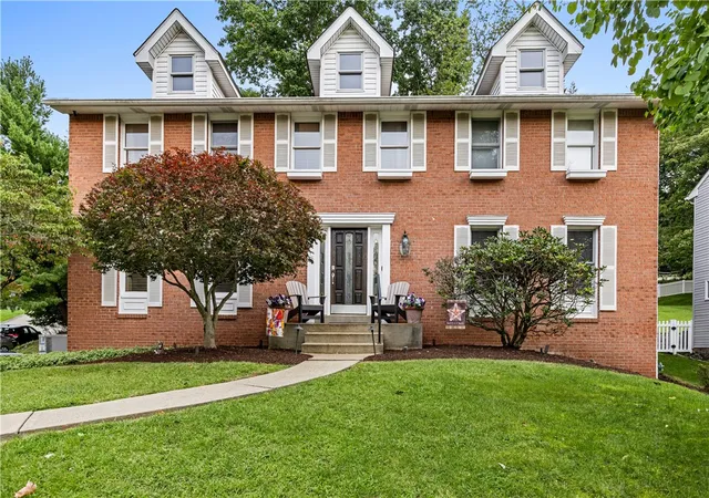 Photo 3 of Single family home for sale at 116 Lynn Ann Dr, Plum Boro, PA 15068 | MLS# 1773377 | Listing updated on 2026-10-10