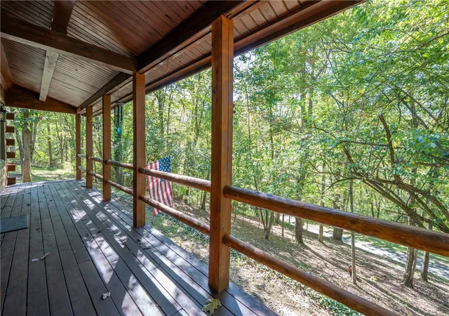 Photo 3 of Single family home for sale at 252 Wolfe Nursery Rd, Hempfield Twp, PA 15601 | MLS# 1773706 | Listing updated on 2026-10-08