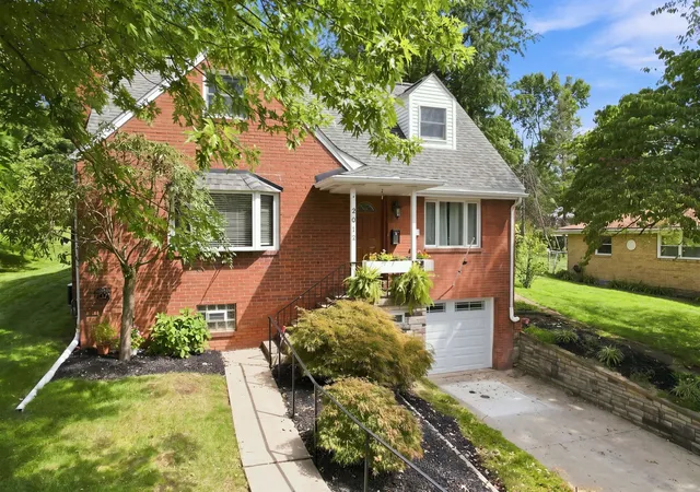 Photo 1 of Single family home for sale at 2312 Casswell Dr, Bethel Park, PA 15102 | MLS# 1774072 | Listing updated on 2026-10-11