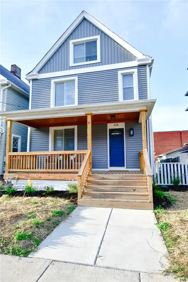 Photo 1 of Single family home for sale at 426 Wayne Ave, Ellwood City, PA 16117 | MLS# 1774217 | Listing updated on 2026-10-25