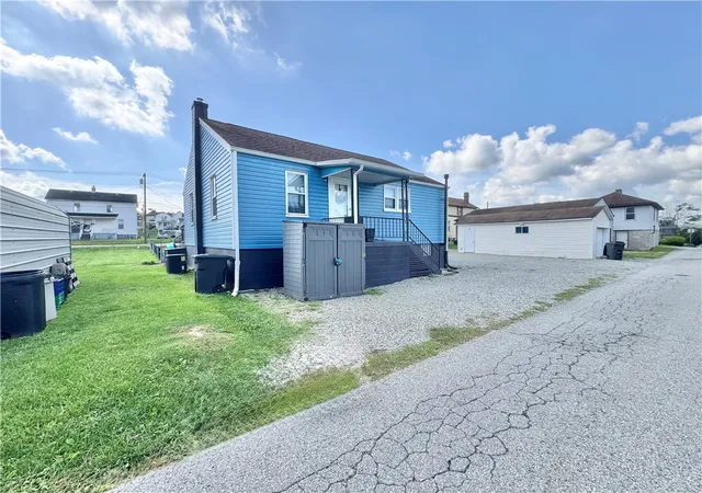 Photo 35 of Single family home for sale at 835 Graham St, Belle Vernon, PA 15012 | MLS# 1774225 | Listing updated on 2026-10-07