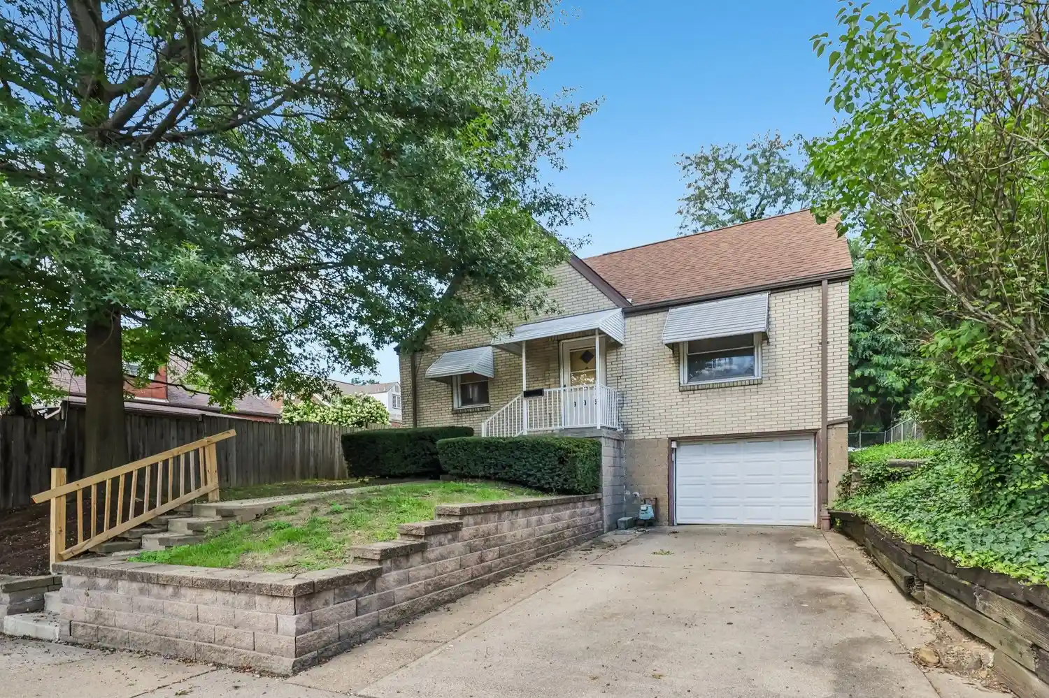 Photo 1 of Sale Pending at 905 Howden St, Avalon, PA 15202 | MLS# 1774253 | Listing updated on 2026-10-22