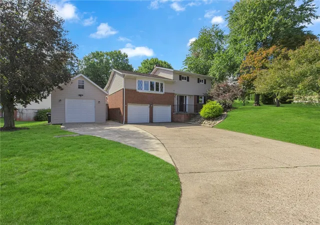 Photo 1 of Single family home for sale at 3660 Brodhead, Center Twp, PA 15061 | MLS# 1774543 | Listing updated on 2026-09-29