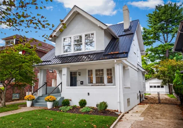 Photo 2 of Single family home for sale at 414 Bucknell, Point Breeze, PA 15208 | MLS# 1774266 | Listing updated on 2026-09-22
