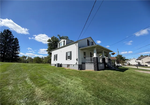 Photo 2 of Single family home for sale at 100 Fair St, Carmichaels/cumblnd, PA 15320 | MLS# 1774579 | Listing updated on 2026-09-30