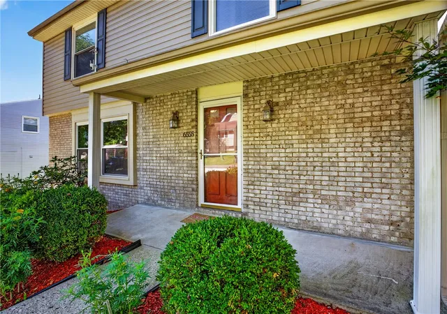 Photo 3 of Single family home for sale at 6555 Quaker Dr, South Park, PA 15236 | MLS# 1774601 | Listing updated on 2026-10-07