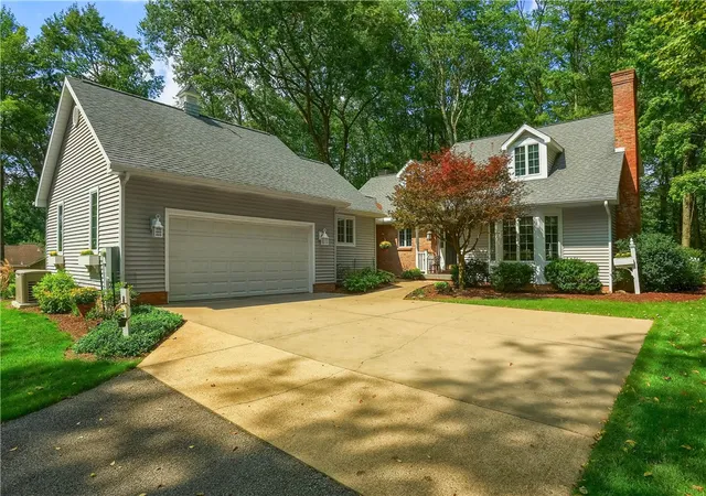 Photo 1 of Single family home for sale at 206 Reiber Rd, Connoquenessing Twp, PA 16053 | MLS# 1774361 | Listing updated on 2026-09-21