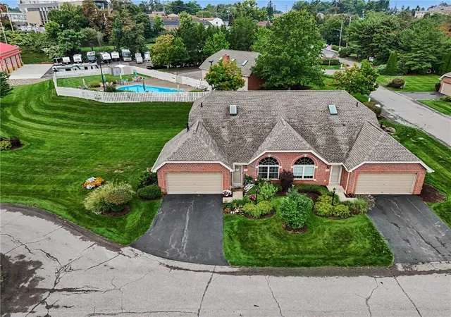 Photo 2 of Sale Pending at 1504 Dunhill Ct, Kennedy Twp, PA 15108 | MLS# 1774248 | Listing updated on 2026-09-22