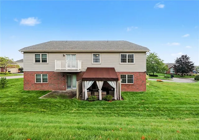 Photo 3 of Sale Pending at 1504 Dunhill Ct, Kennedy Twp, PA 15108 | MLS# 1774248 | Listing updated on 2026-09-22