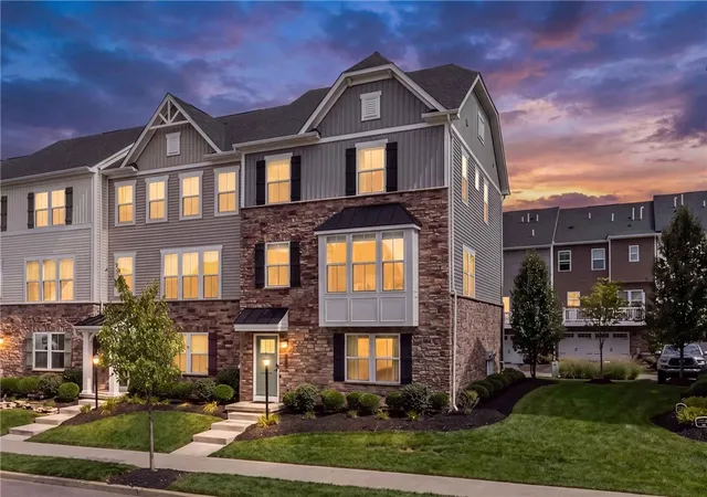 Photo 2 of Townhouse for sale at 529 Captain Lee Boss Way, Cranberry Twp, PA 16066 | MLS# 1774590 | Listing updated on 2026-09-28