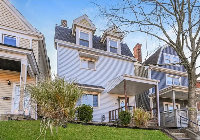Photo 2 of Single family home for sale at 827 Southern Ave, Mt Washington, PA 15211 | MLS# 1774509 | Listing updated on 2026-09-15
