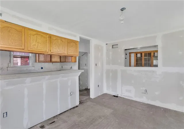 Photo 4 of Single family home for sale at 1602 Montier St, Wilkinsburg, PA 15221 | MLS# 1774382 | Listing updated on 2026-10-01