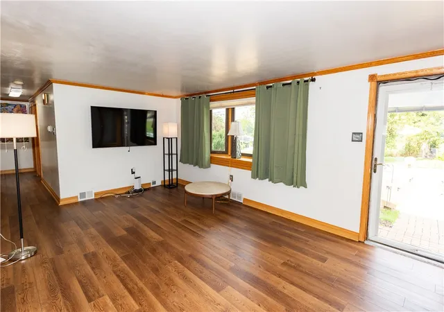 Photo 3 of Single family home for sale at 387 Harold St, Mc Candless, PA 15237 | MLS# 1774372 | Listing updated on 2026-09-22