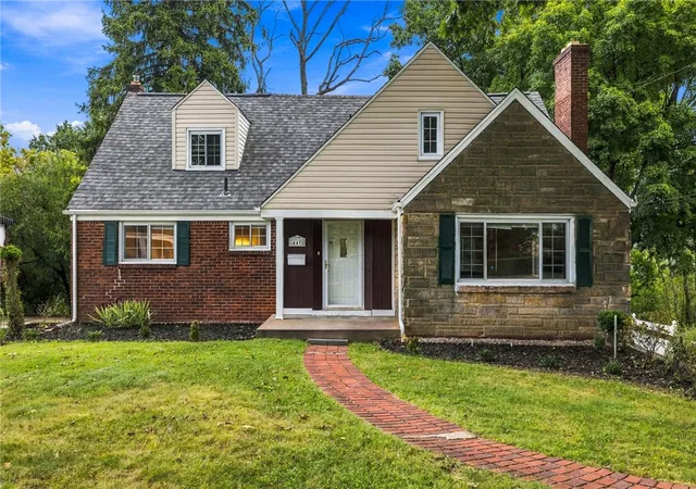 Photo 1 of Single family home for sale at 447 Old Clairton Rd, Pleasant Hills, PA 15236 | MLS# 1774548 | Listing updated on 2026-10-06