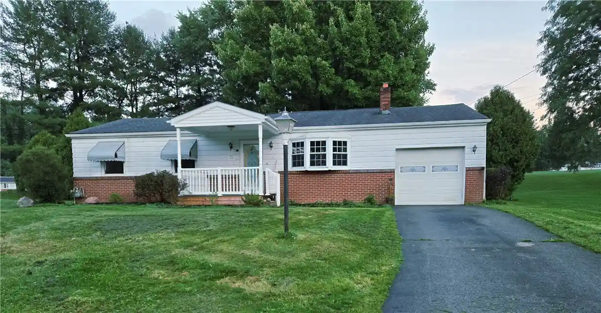 Single family home for sale at 1510 Catalina Pl, Hermitage, PA 16148 | MLS# 1774738