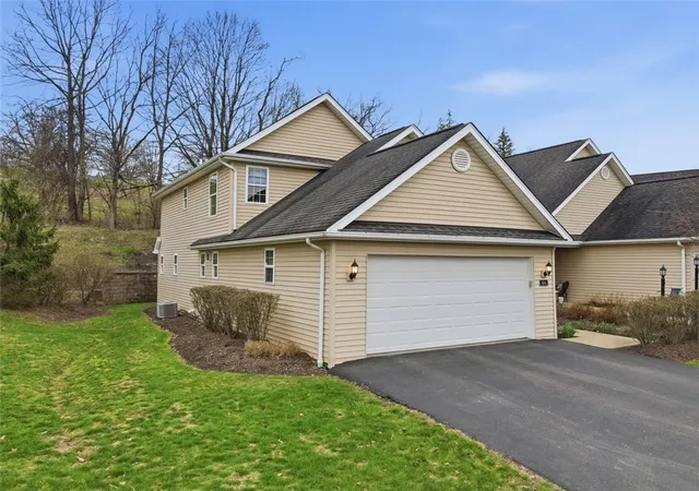 Photo 1 of Condo for sale at 106 Westminster Dr, Ross Twp, PA 15229 | MLS# 1774744 | Listing updated on 2026-09-20