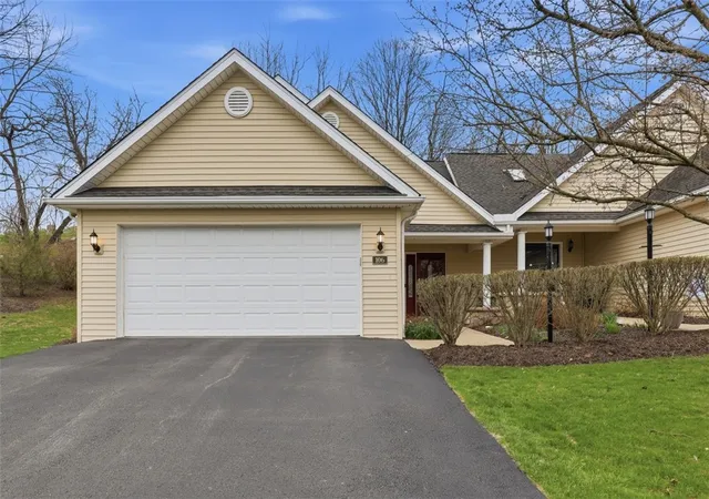 Photo 2 of Condo for sale at 106 Westminster Dr, Ross Twp, PA 15229 | MLS# 1774744 | Listing updated on 2026-09-20