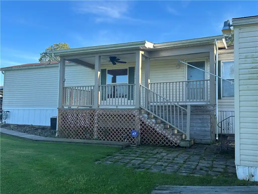 Photo 1 of Manufactured home for sale at 1 Grandview Dr #1, Perry Twp, PA 16130 | MLS# 1774759 | Listing updated on 2026-10-24