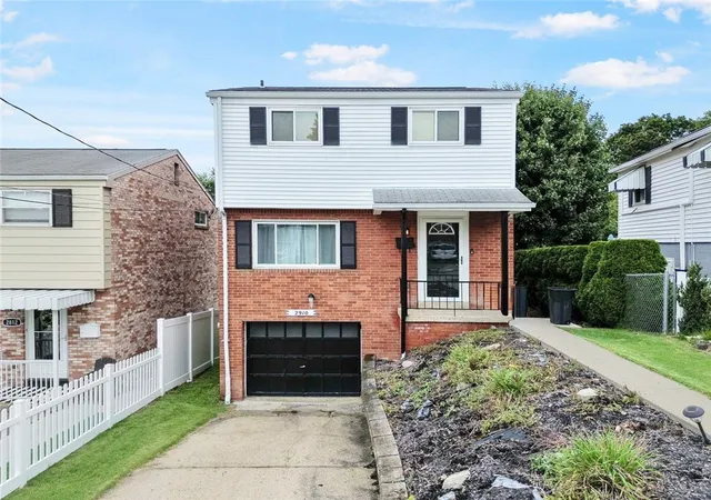 Photo 1 of Single family home for sale at 2910 Cedric Ave, Brookline, PA 15226 | MLS# 1774588 | Listing updated on 2026-09-16