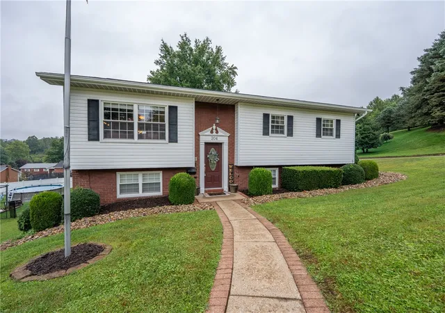 Photo 1 of Single family home for sale at 204 Hill St, Blairsville Area, PA 15717 | MLS# 1774444 | Listing updated on 2026-10-04