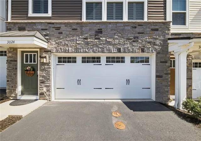 Photo 3 of Townhouse for sale at 3024 Olivetre Dr, Cheswick, PA 15024 | MLS# 1774483 | Listing updated on 2026-09-18