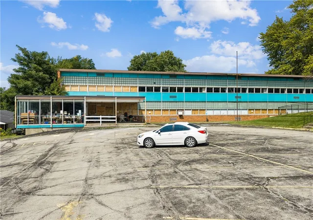 Photo 2 of Single family home for sale at 371 Linmore Ave, Baden, PA 15005 | MLS# 1774715 | Listing updated on 2026-09-24