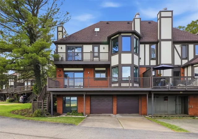 Photo 3 of Townhouse for sale at 418 Forest Highlands Dr, Harmar, PA 15238 | MLS# 1774096 | Listing updated on 2026-09-22