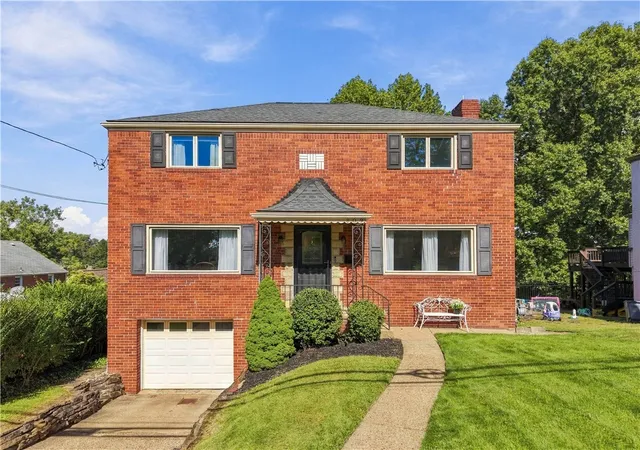Photo 1 of Single family home for sale at 809 Vermont Ave, Mt Lebanon, PA 15234 | MLS# 1774914 | Listing updated on 2026-10-04