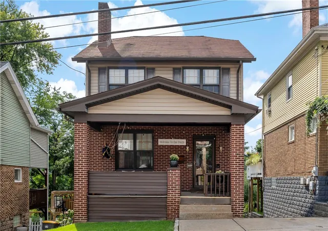 Photo 1 of Single family home for sale at 2689 Crosby Ave, Dormont, PA 15216 | MLS# 1774517 | Listing updated on 2026-09-19