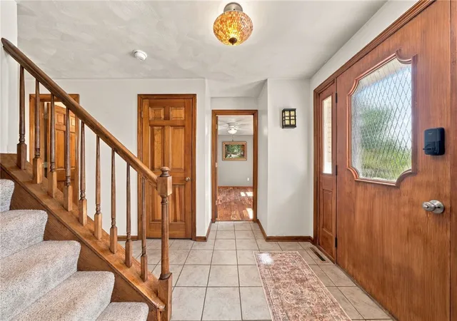 Photo 3 of Single family home for sale at 9 Northwood Rd, City Of Greensburg, PA 15601 | MLS# 1774433 | Listing updated on 2026-10-08