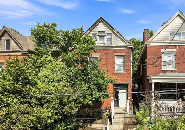 Photo 1 of Multi family home for sale at 539 S Graham St, Shadyside, PA 15232 | MLS# 1774727 | Listing updated on 2026-09-17