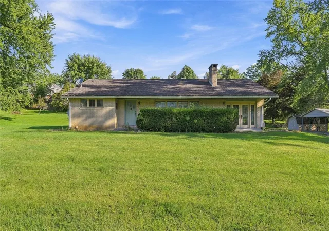 Photo 1 of Single family home for sale at 8589 Peters, Cranberry Twp, PA 16066 | MLS# 1774984 | Listing updated on 2026-10-03