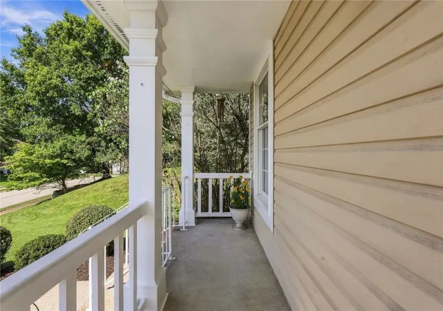 Photo 2 of Single family home for sale at 1607 Eaglewood Ct, Franklin Park, PA 15237 | MLS# 1773277 | Listing updated on 2026-10-08