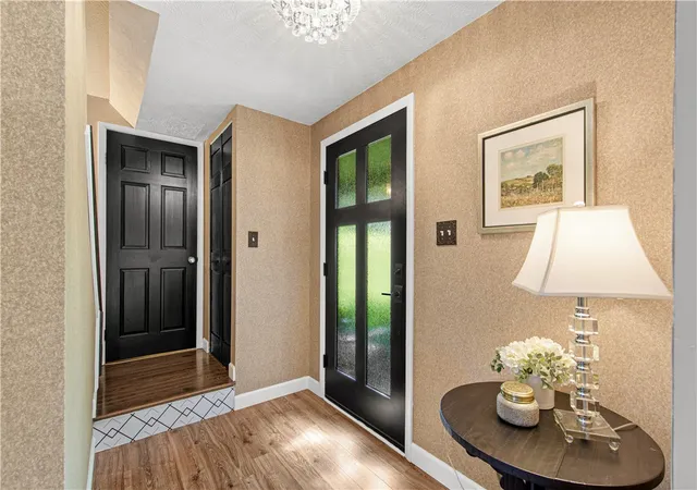 Photo 3 of Single family home for sale at 473 Oaklawn, Upper St Clair, PA 15241 | MLS# 1774898 | Listing updated on 2026-10-03