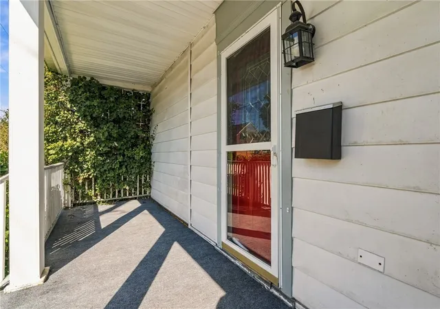 Photo 2 of Single family home for sale at 535 Locust St, City Of Greensburg, PA 15601 | MLS# 1775051 | Listing updated on 2026-09-30