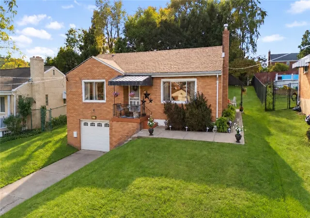 Photo 3 of Single family home for sale at 103 Donald Ave, Shaler, PA 15209 | MLS# 1774952 | Listing updated on 2026-10-01