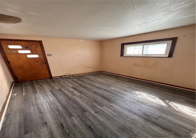 Photo 3 of Single family home for sale at 613 8th Street, Glassport, PA 15045 | MLS# 1774538 | Listing updated on 2026-09-17