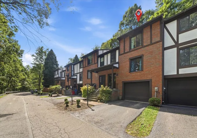 Photo 3 of Townhouse for sale at 110 Shady Lake, Aleppo, PA 15143 | MLS# 1775078 | Listing updated on 2026-10-11