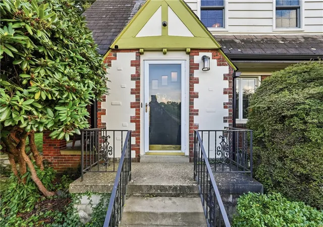 Photo 3 of Single family home for sale at 628 Cascade Rd, Forest Hills Boro, PA 15221 | MLS# 1774714 | Listing updated on 2026-09-26