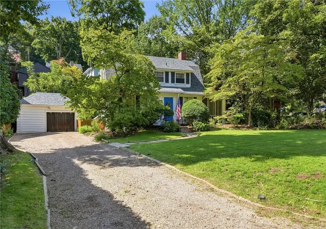 Photo 3 of Single family home for sale at 607 Delafield Rd, O'hara, PA 15215 | MLS# 1775092 | Listing updated on 2026-09-23
