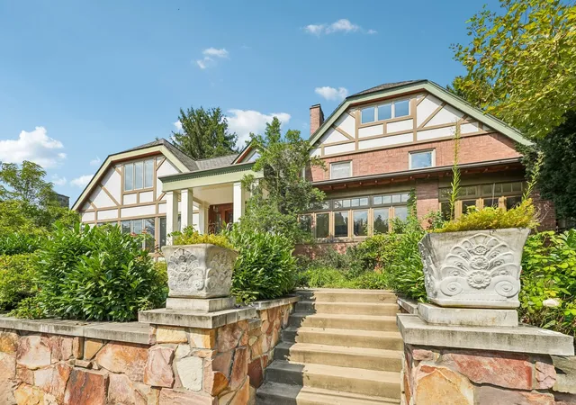 Photo 2 of Sale Pending at 5825 Marlborough Ave, Squirrel Hill, PA 15217 | MLS# 1775122 | Listing updated on 2026-09-23