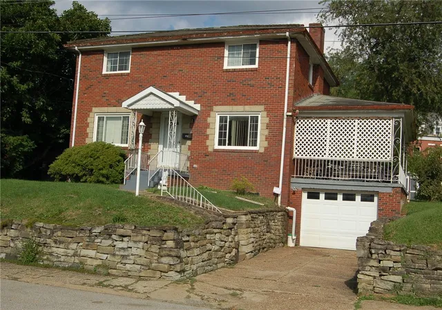 Photo 2 of Single family home for sale at 845 Charles St, Carnegie, PA 15106 | MLS# 1775126 | Listing updated on 2026-09-28