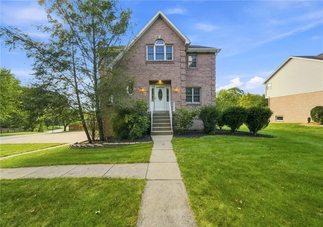 Photo 1 of Single family home for sale at 6204 Antler Hl Dr, Penn Twp, PA 15085 | MLS# 1774850 | Listing updated on 2026-09-17