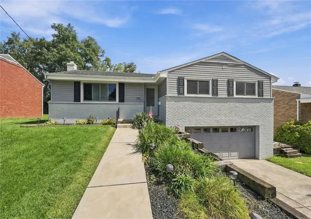 Photo 1 of Single family home for sale at 205 Van Doren Dr, Harrison Twp, PA 15065 | MLS# 1775099 | Listing updated on 2026-09-25