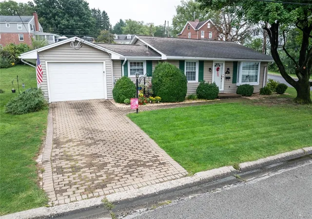 Photo 1 of Single family home for sale at 501 Kenneth St, City Of Greensburg, PA 15601 | MLS# 1775163 | Listing updated on 2026-09-24